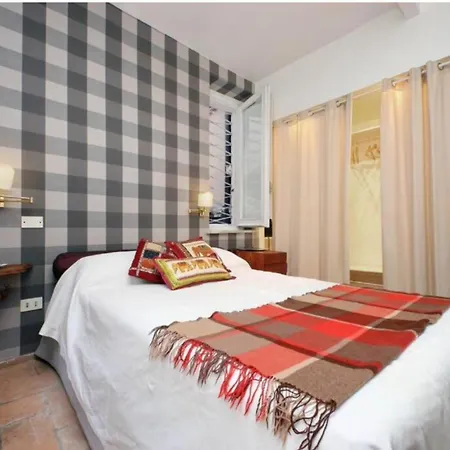Appartement Limani - Campo De' Fiori Private Retreat